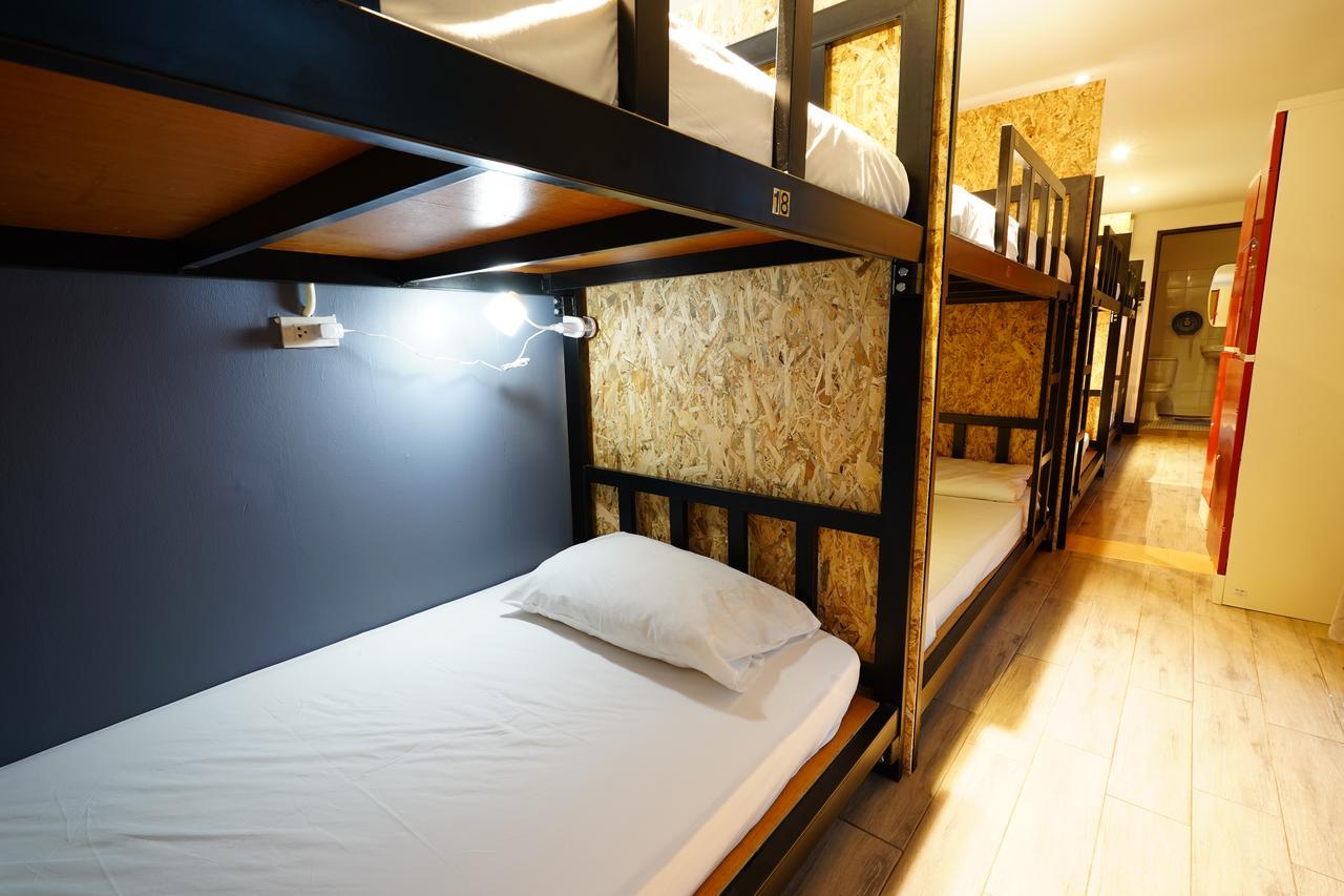 At Box Hostel Čiang Mai Exteriér fotografie
