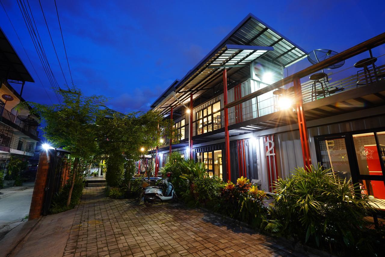 At Box Hostel Čiang Mai Exteriér fotografie